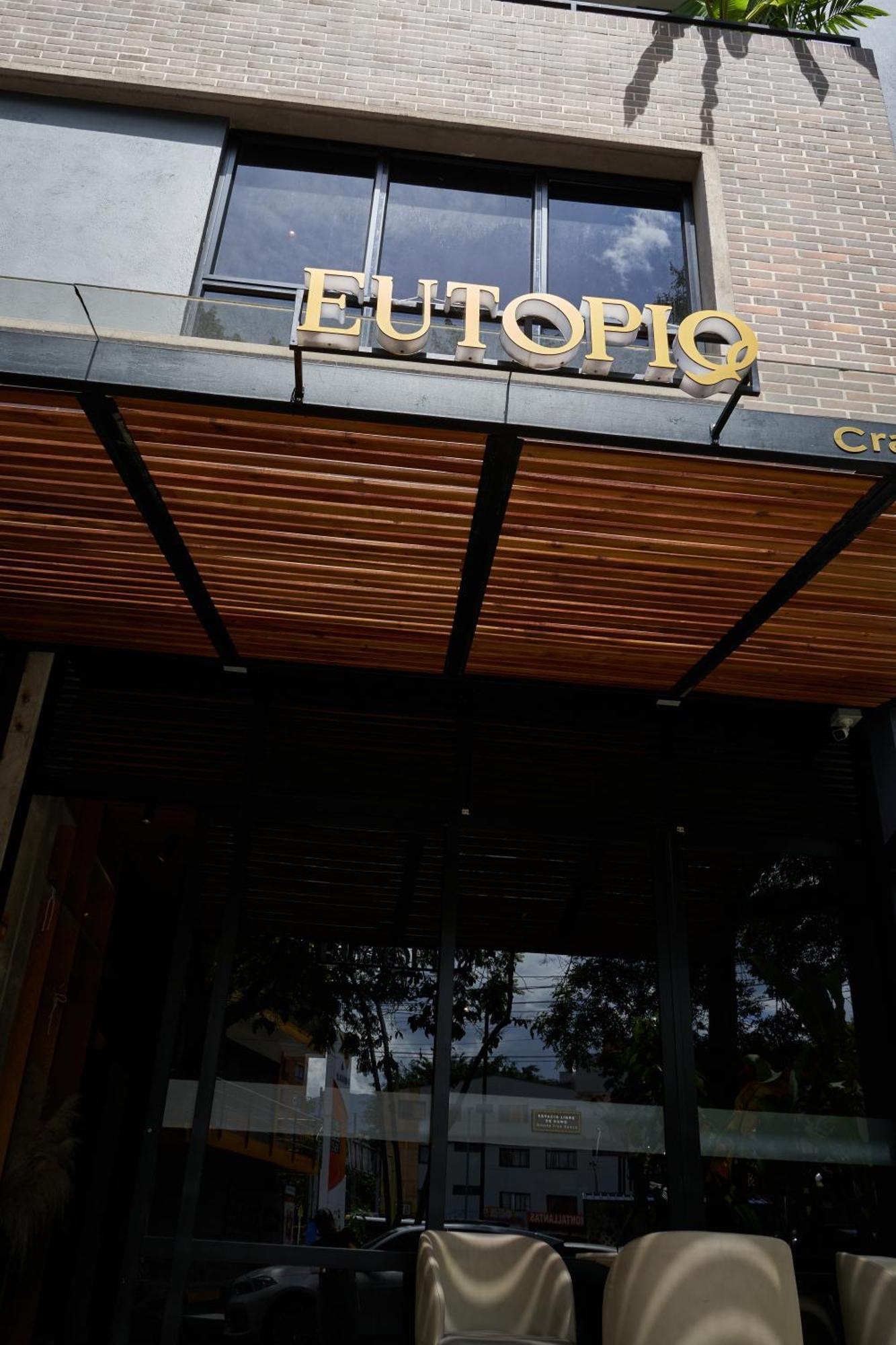 Eutopiq Hotel Medellín Exteriör bild